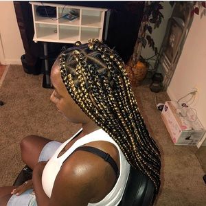 Meet your Posher, Clarissa